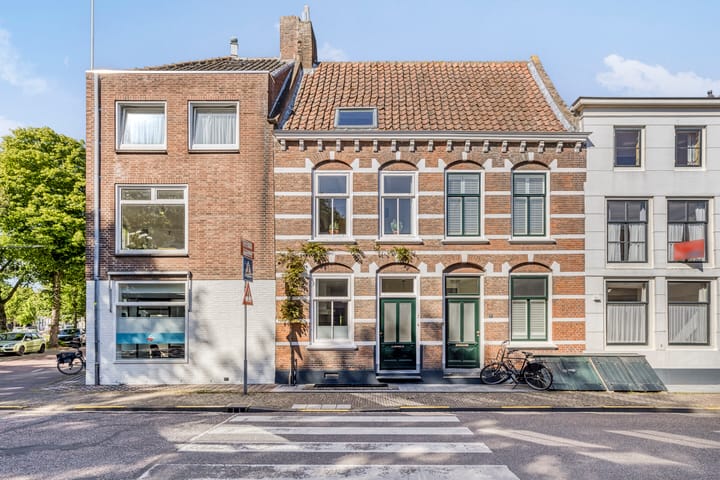 Noordpoortstraat 1 in Middelburg foto