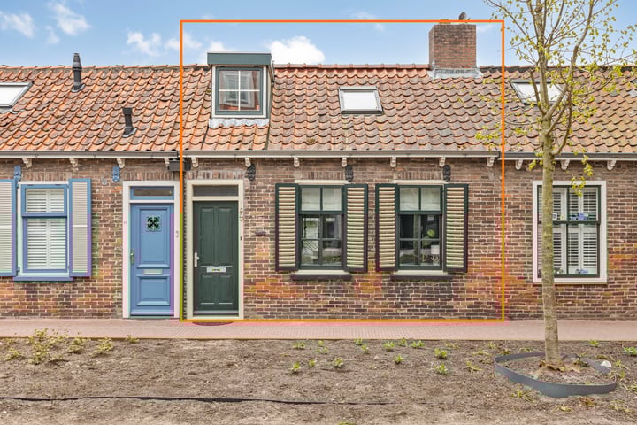 Noordstraat 24 in Burgh-Haamstede foto