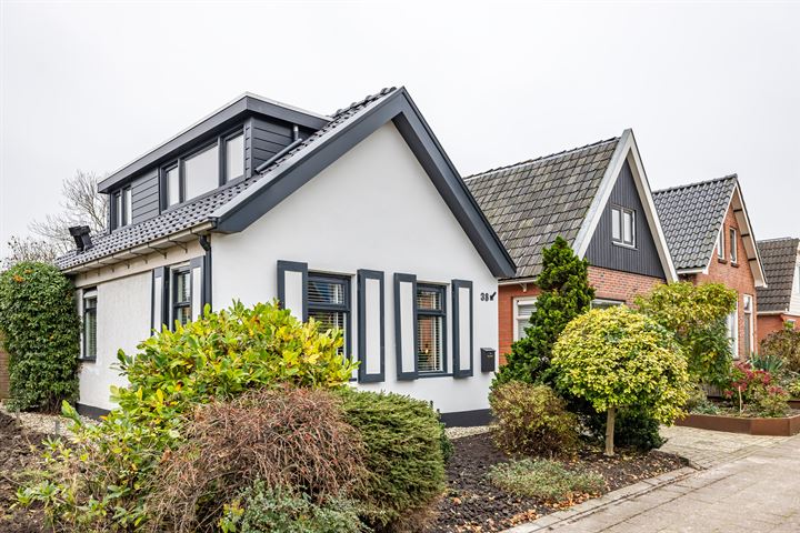 Noordwolderweg 38 in Bedum foto