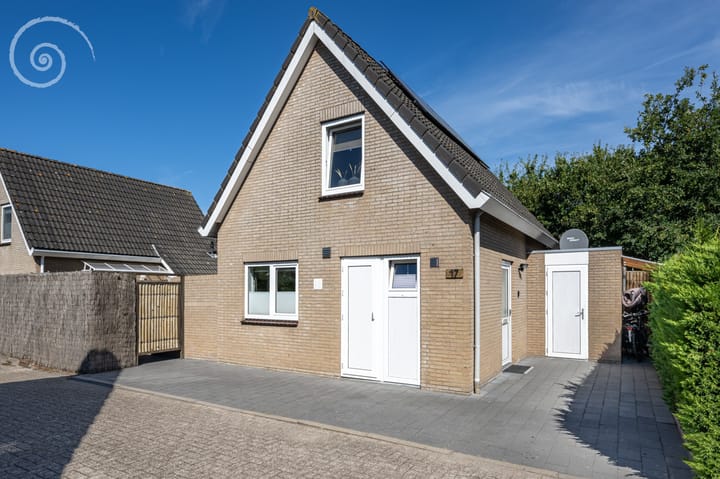 Noordzeepark-Deltageul 17 in Ouddorp foto