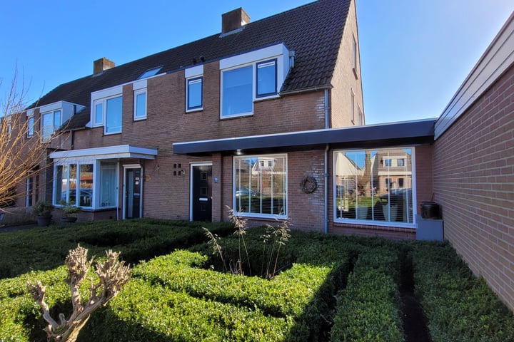 Notaris Steenpoortestraat 34 in Andijk foto