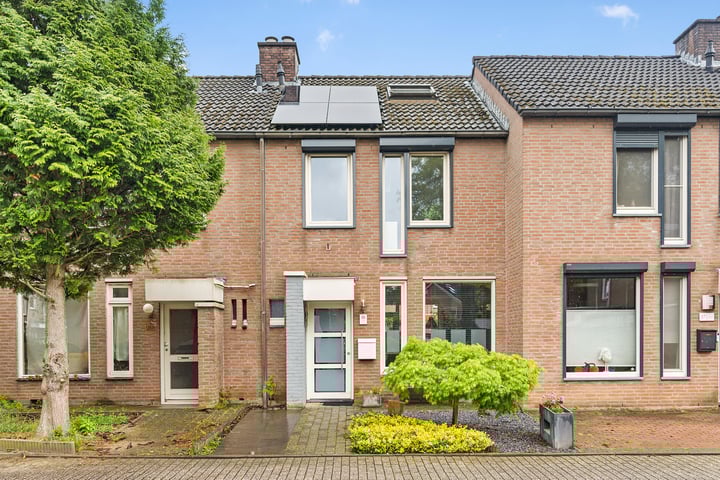 Notenborg 35 in Maastricht foto