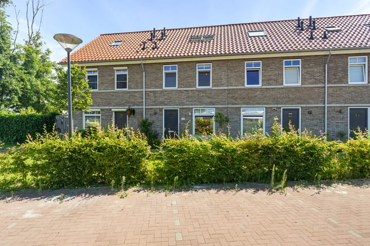 Notenhout 25B in Julianadorp foto