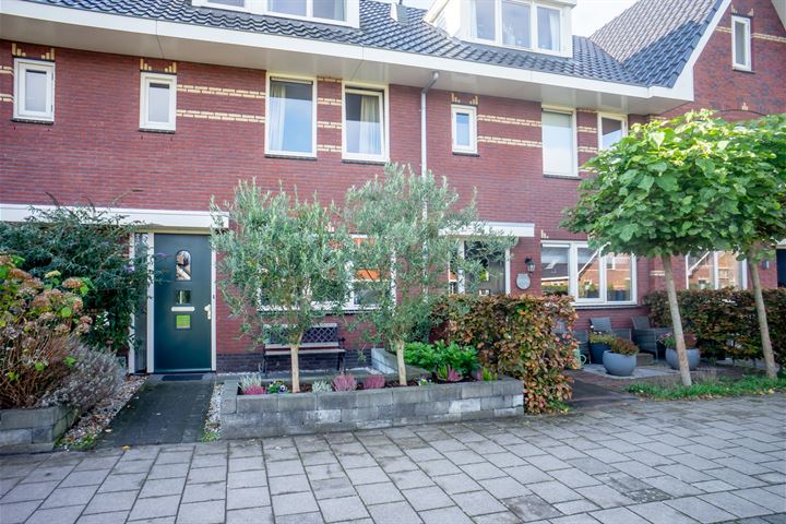 Nova Zembla 6 in Noord-Scharwoude foto