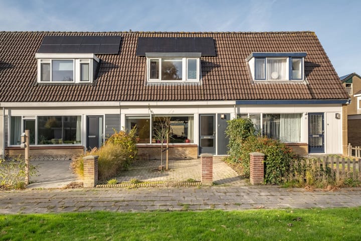 Nyckle Haismawei 23 in Leeuwarden foto