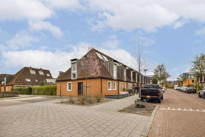 Obelisk 22 in Hoofddorp foto