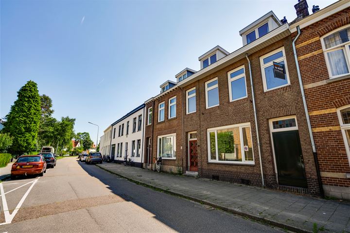 Observantenweg 24 in Maastricht foto