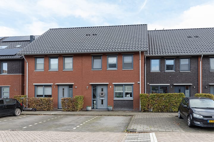 Ocker Repelaerstraat 22 in Molenaarsgraaf foto