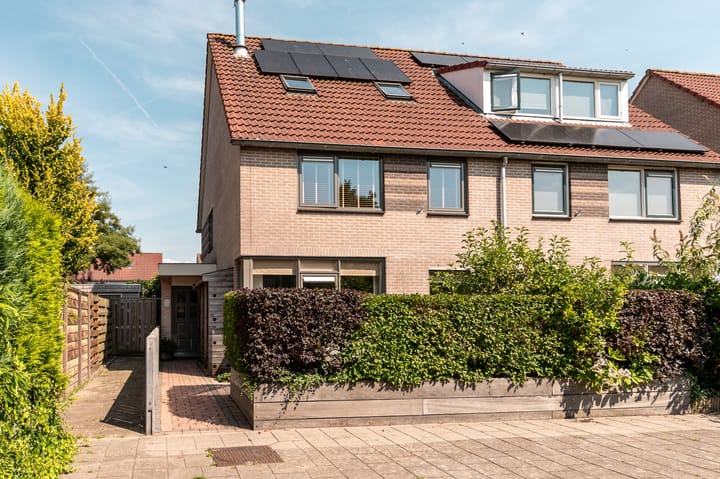 Oderstraat 1 in Lelystad