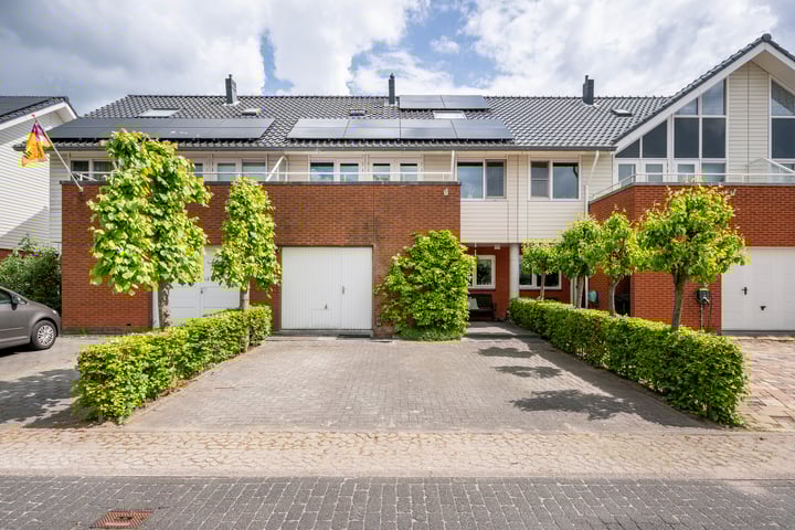 Odinholm 40 in Schiedam foto