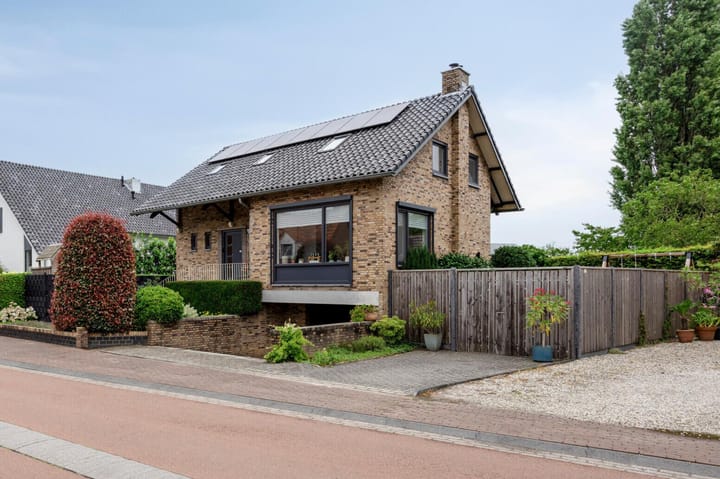 Oeffeltseweg 1 in Beugen
