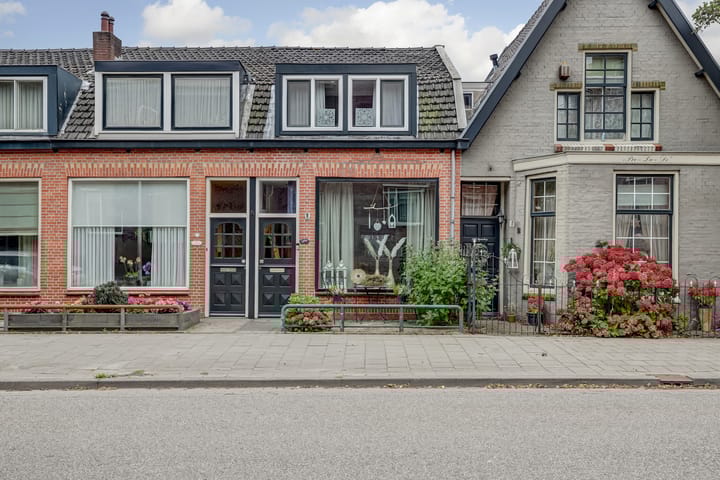 Oegstgeesterweg 4 in Rijnsburg