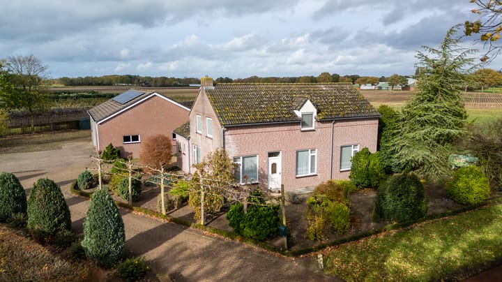 Oekelsebaan 57 in Zundert foto