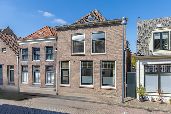 Oenselsestraat 7 in Zaltbommel foto