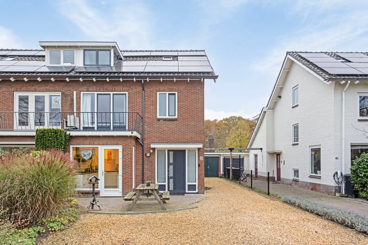 Oerdijk 39 in Schalkhaar foto