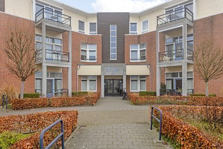 Oever 75 in Brielle foto