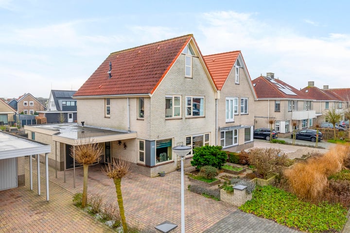 Oeverloper 20 in Lemmer foto
