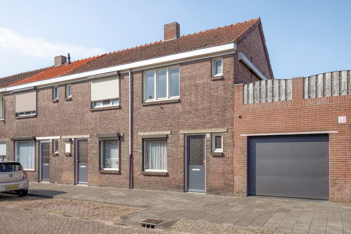 Oeverstraat 57 in Tilburg
