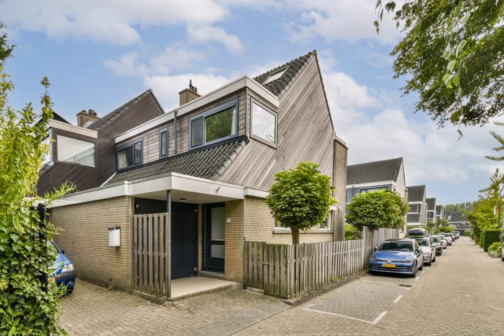 Ogier van Cralingenpark 90 in Rotterdam