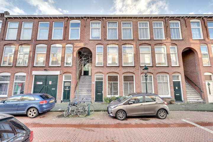 Ohmstraat 122 in 's-Gravenhage foto