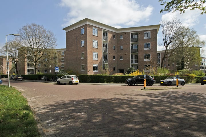 Okeghemlaan 1 in Breda foto