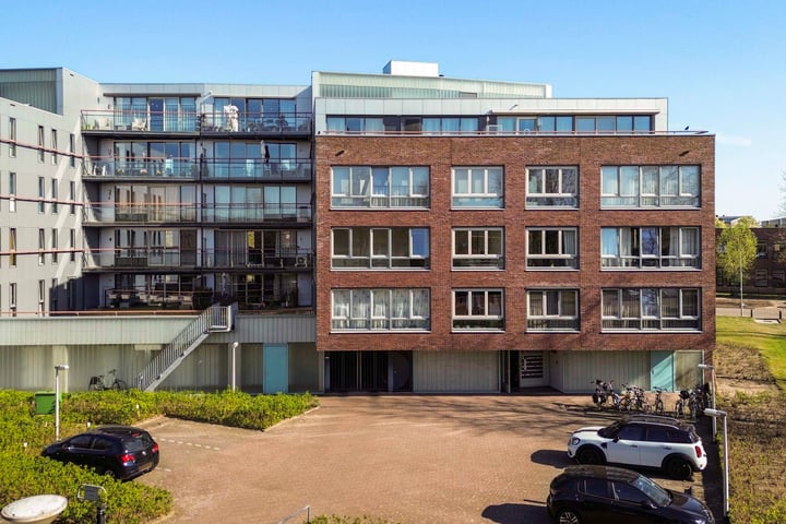 Oldenallerhout 14 in Harderwijk foto