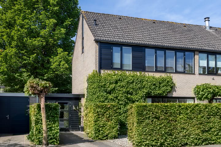 Oldengaerde 14 in Almelo foto