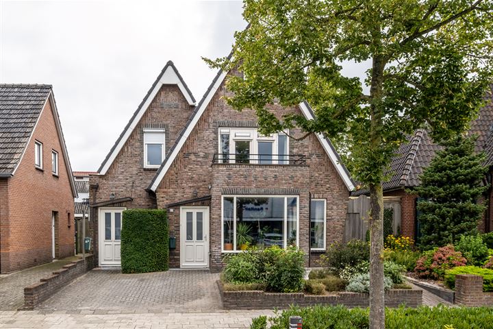 Oldenzaalsestraat 32 in Losser foto