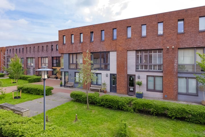 Olijfboomhof 10 in IJmuiden foto