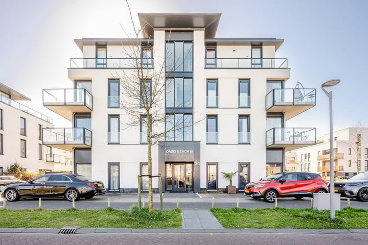 Olivier van Noortstraat 24L in Almere foto