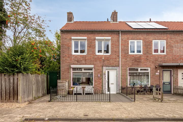 Olmstraat 122 in Breda foto