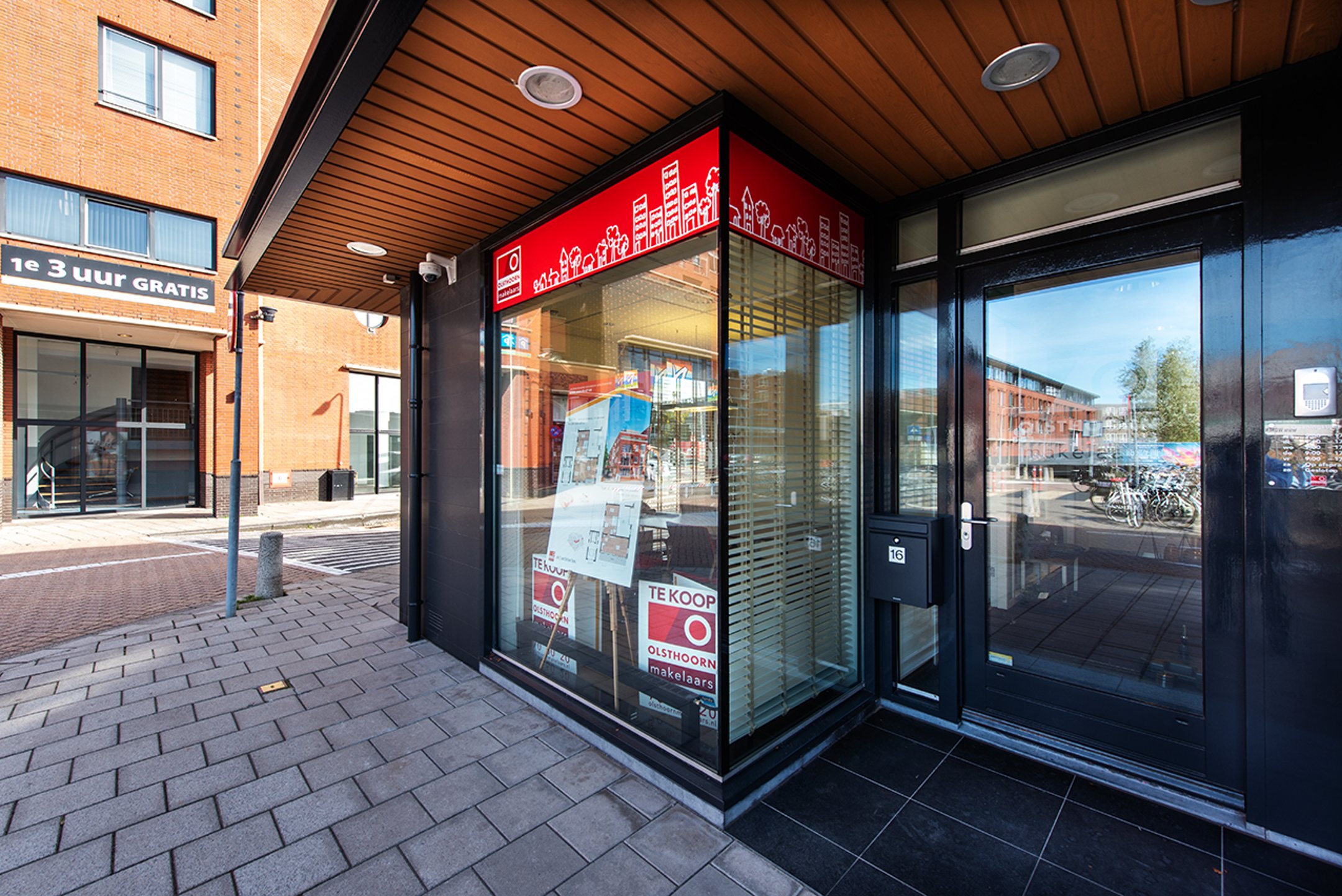 Kantoorfoto Olsthoorn Makelaars Westland