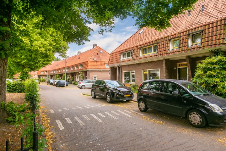 Onder de Linden 114 in Arnhem foto