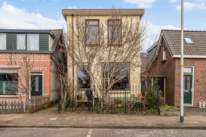 Onderweg 41 in Waddinxveen foto