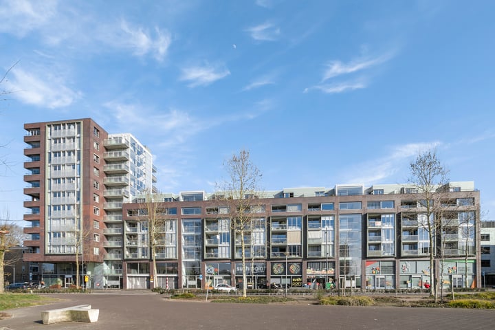 Onderwijsboulevard 172 in 's-Hertogenbosch foto