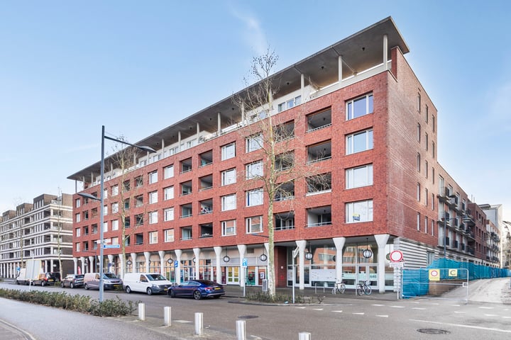 Onderwijsboulevard 580 in 's-Hertogenbosch foto