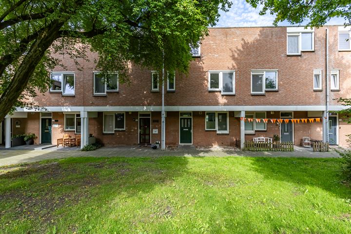 Onnemaheerd 133 in Groningen foto