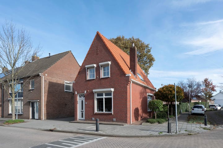 Onze Lieve Vrouwestraat 138 in Zegge