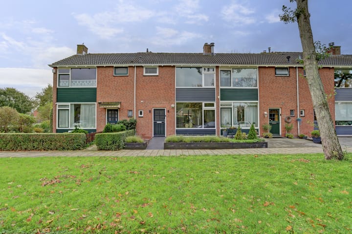 Ooievaarlaan 2 in Leerdam foto
