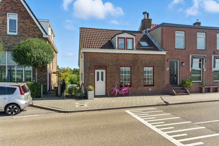Oost Kinderdijk 219 in Alblasserdam foto