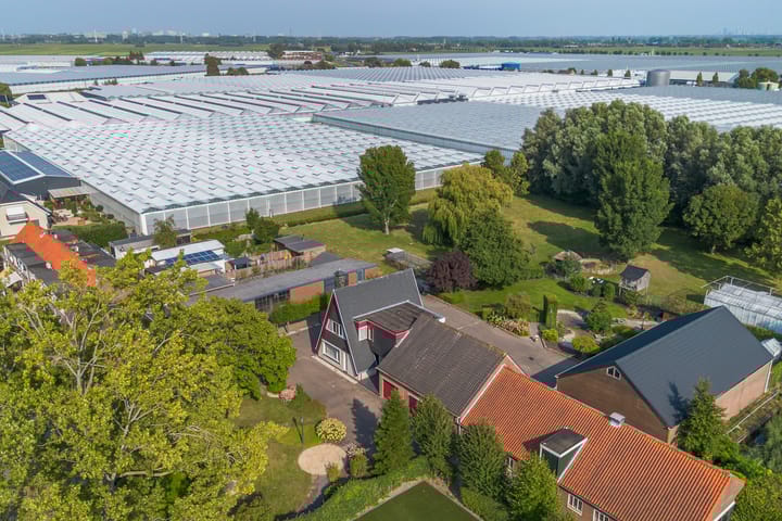 Oostbuurtseweg 42 in De Lier foto