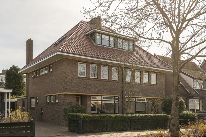 Oostdorperweg 128 in Wassenaar foto