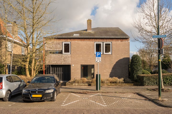 Oostdorperweg 80A in Wassenaar foto