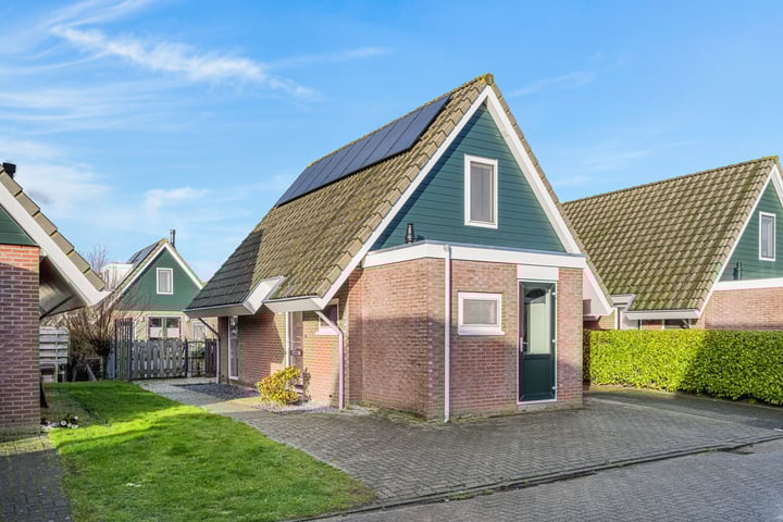 Oosteinde 12-22 in Opperdoes foto