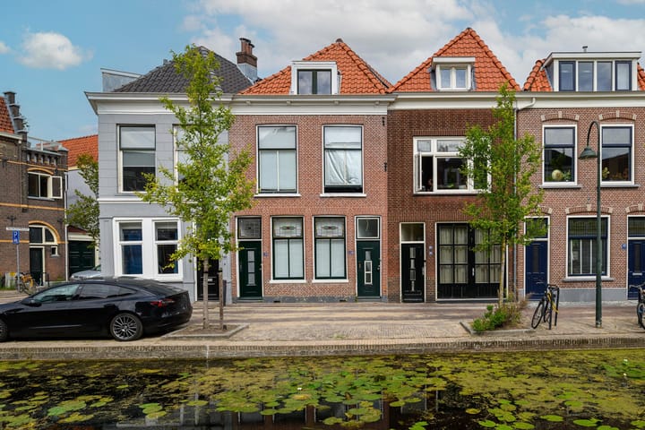 Oosteinde 136 in Delft foto