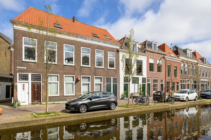 Oosteinde 238 in Delft