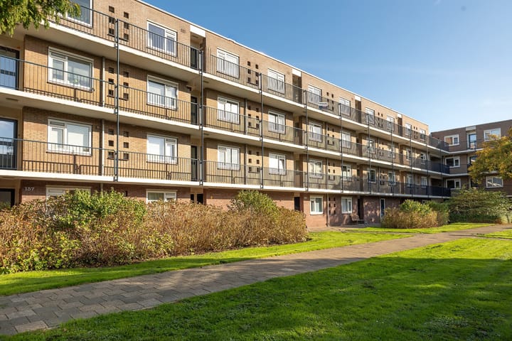 Oostelijk Halfrond 145 in Amstelveen foto