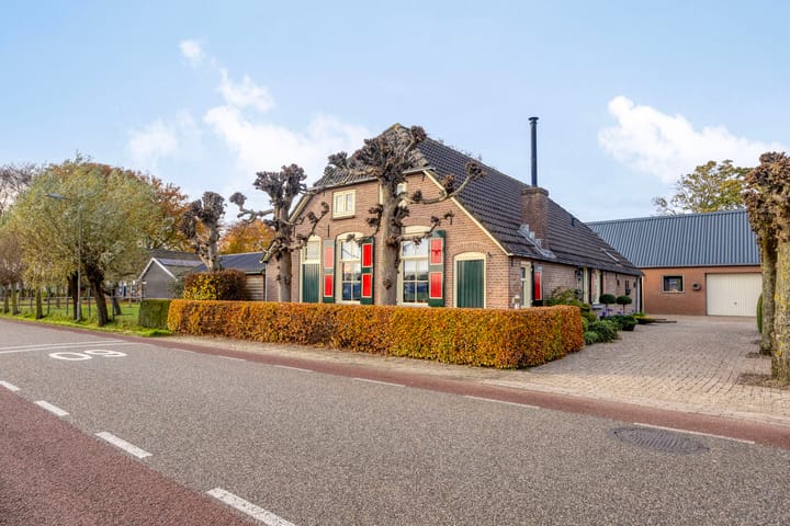 Oostendorperstraatweg 75 in Oosterwolde Gld