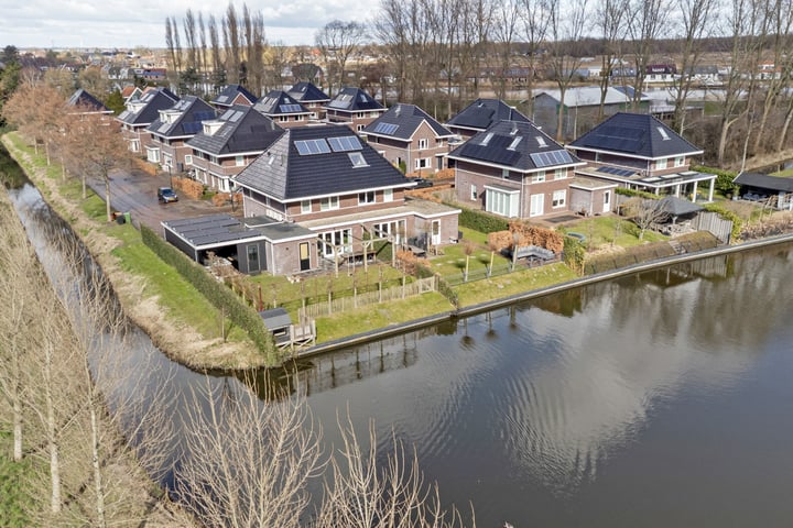 Ooster Vlaerdinge 12 in Heerhugowaard foto