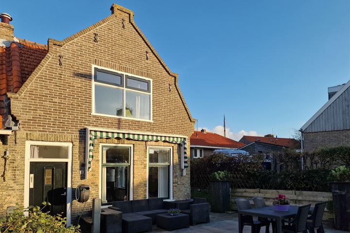 Oosterbuurtstraat 4 in West-Terschelling foto
